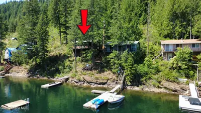15886 Spirit Lake