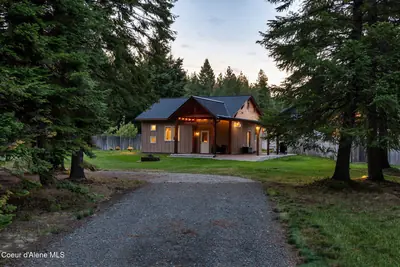 274 Latigo Lane