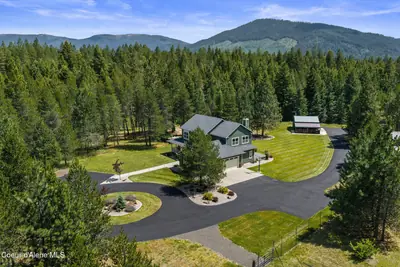 7308 Greyridge