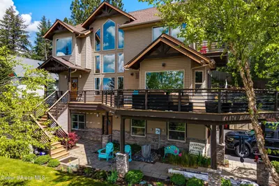 7766 Westview