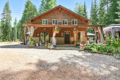 528 Trapper Creek