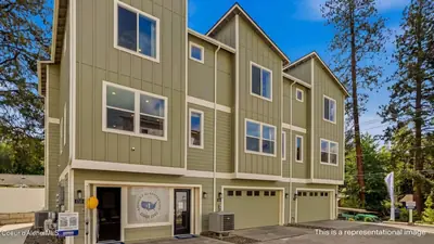 1129 Pinewood