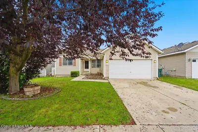 843 Bainbridge