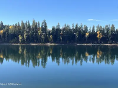 Lot 3 Kayak Loop