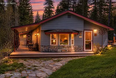 202 Fry Creek