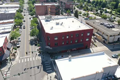 402 Sherman