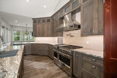 Property 26-9765 - Photo 11