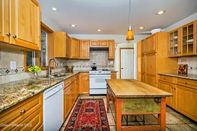 Property 26-4876 - Photo 11