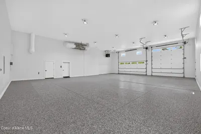 Property 26-8009 - Photo 43