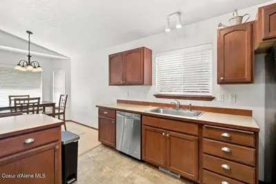 Property 26-10258 - Photo 10