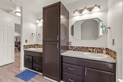 Property 26-9105 - Photo 14