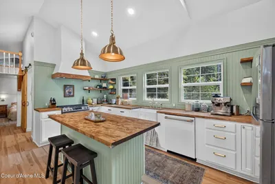 Property 26-10183 - Photo 53