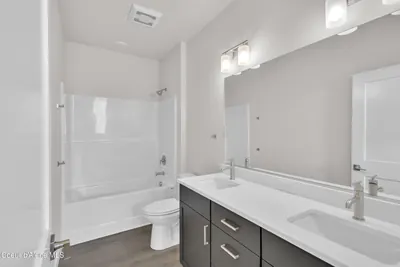 Property 26-8561 - Photo 9