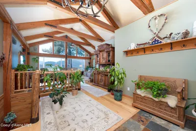 Property 26-10235 - Photo 7