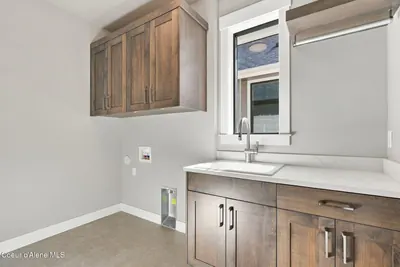 Property 26-10033 - Photo 31