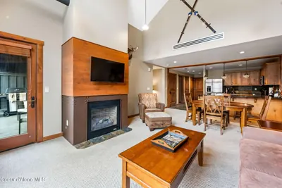Property 26-10374 - Photo 24