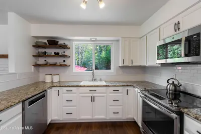 Property 26-3906 - Photo 6