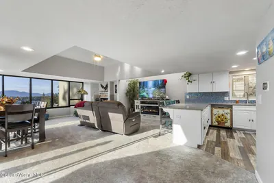 Property 26-10278 - Photo 10
