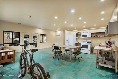 Property 26-9505 - Photo 60