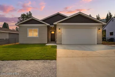 Property 26-8216 - Photo 1