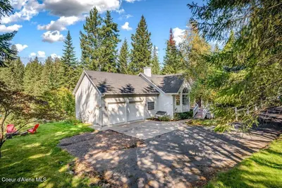 Property 26-9575 - Photo 2