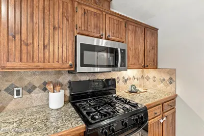 Property 26-9296 - Photo 15