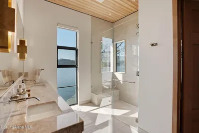 Property 26-8941 - Photo 31
