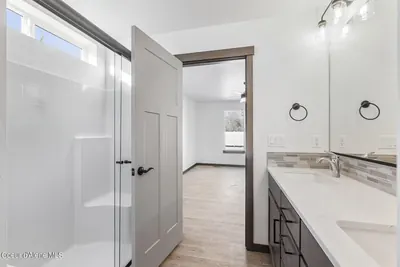 Property 26-2432 - Photo 15