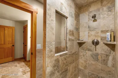 Property 26-2510 - Photo 37