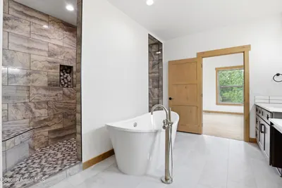 Property 26-7300 - Photo 35