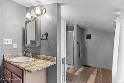 Property 26-10410 - Photo 23
