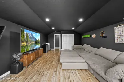 Property 26-7382 - Photo 26