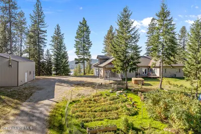 Property 26-10341 - Photo 30