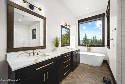 Property 26-10515 - Photo 44