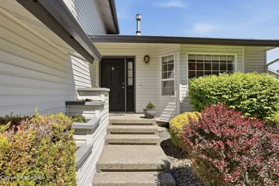 Property 26-5500 - Photo 2