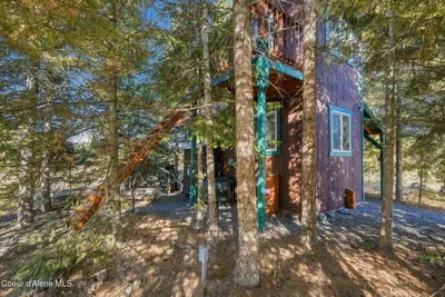 Property 26-10260 - Photo 3