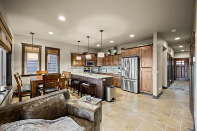 Property 26-10438 - Photo 10