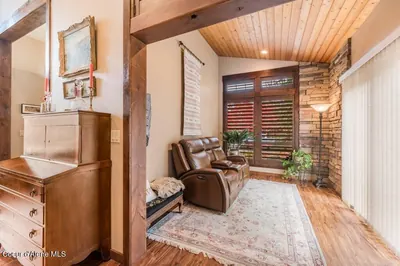 Property 26-10547 - Photo 15