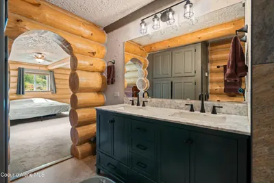 Property 26-7904 - Photo 27