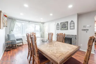 Property 26-8504 - Photo 2