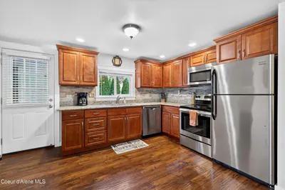 Property 26-10477 - Photo 17