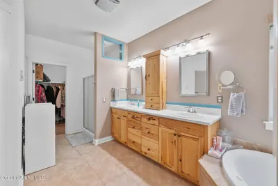 Property 26-10387 - Photo 26