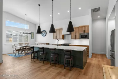 Property 26-9046 - Photo 17
