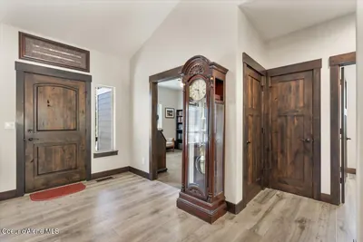 Property 26-10201 - Photo 8