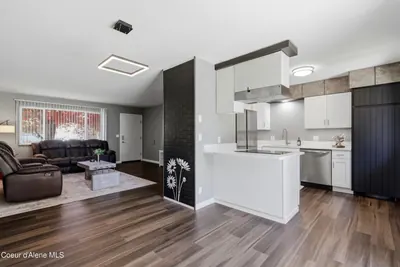 Property 26-10156 - Photo 6