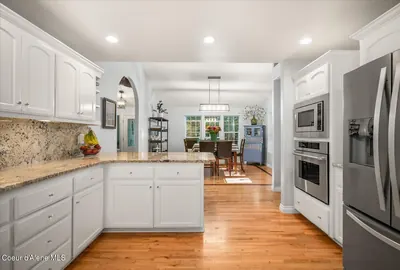 Property 26-9240 - Photo 11
