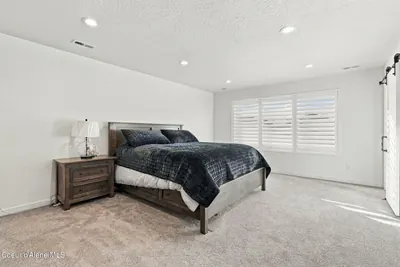 Property 26-10403 - Photo 25