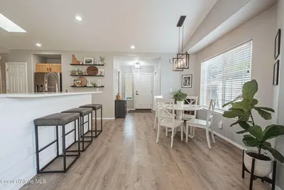Property 26-7909 - Photo 8