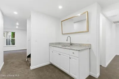 Property 26-8596 - Photo 37