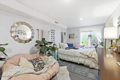 Property 26-8618 - Photo 25